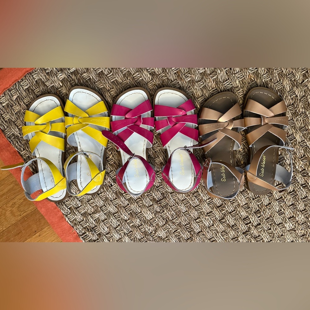 Lot of 3 pairs Salt Water Sandals by Hoy Size 4 (6 women’s)